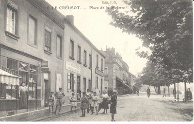 Le Creusot, Place de la Molette. Carte postale en circulation le 19 décembre 1914. Collection Rochette