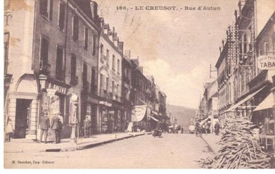 Le Creusot, rue d'Autun. Vue prise vers l'ouest. 